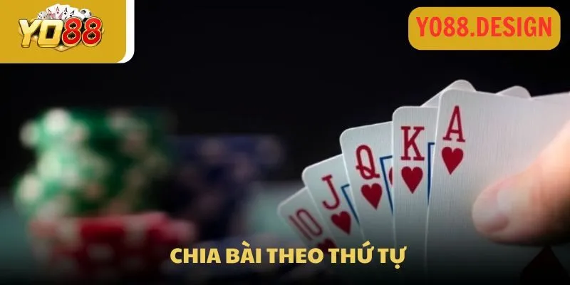 Thành viên sắp xếp bài đúng thứ tự để đánh Thành viên sắp xếp bài đúng thứ tự để đánh